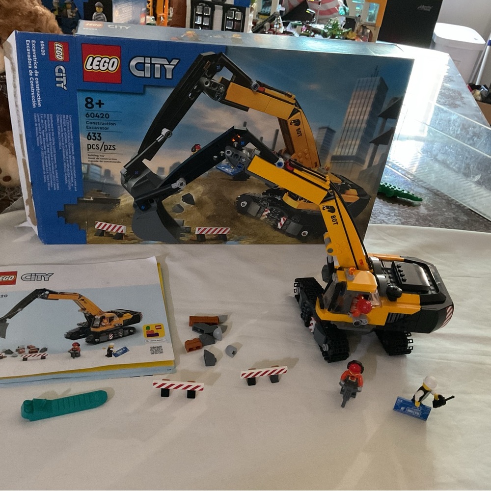 LEGO City Heavy-Duty Excavator Set - RETIRED SET